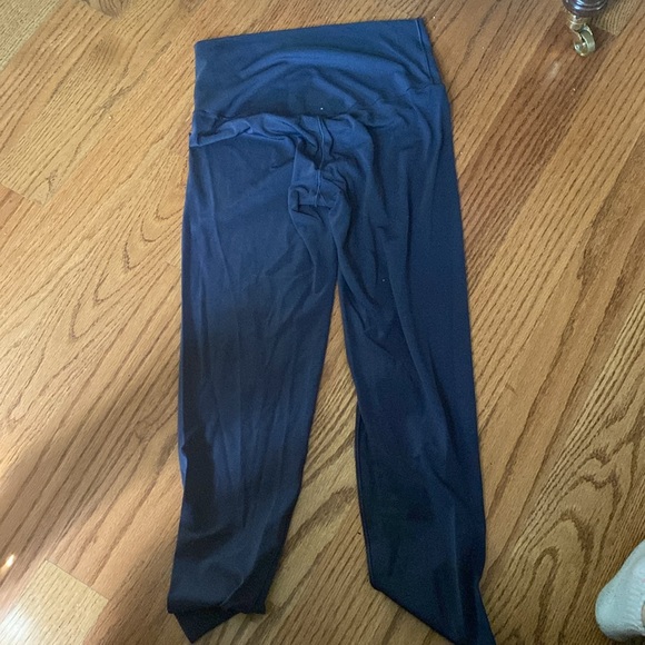 Black Aerie Leggings - Picture 3 of 3